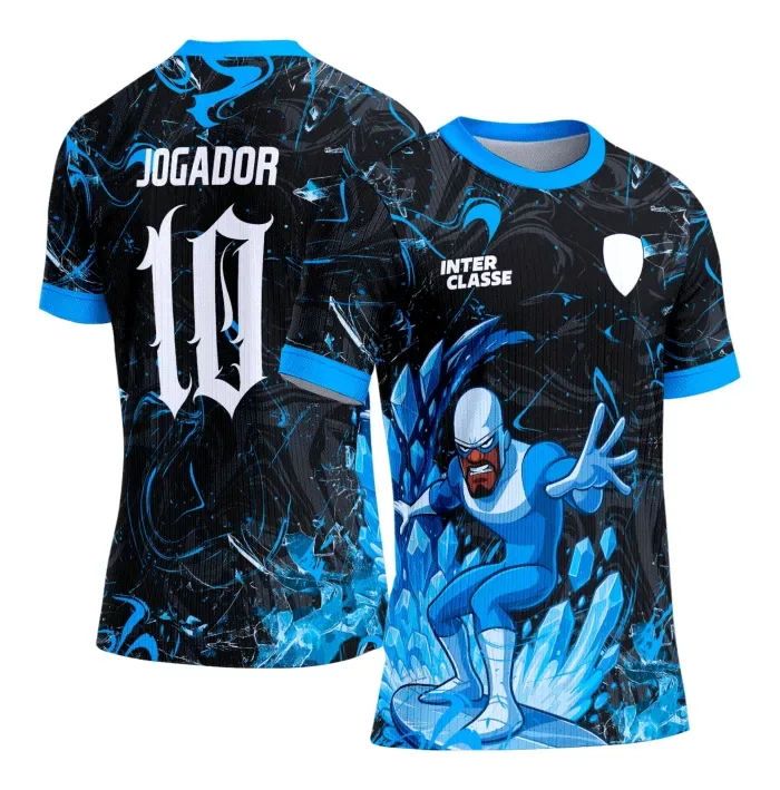 Camiseta unissex preta com logo no peito e estampa grande nas costas, tema Interclasse Gelado, visual moderno e atraente, ideal para eventos escolares ou lazer.