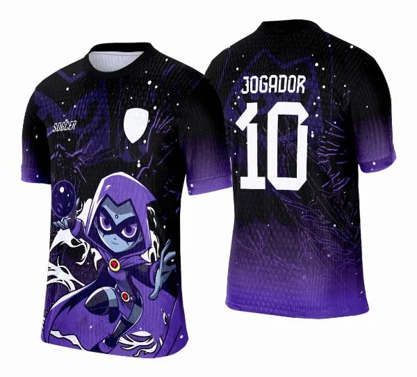 Camiseta unissex preta com logo no peito e estampa grande nas costas, tema Jovens Titans Ravena 2025, estilo moderno e vibrante, perfeita para fãs e eventos interclasse.