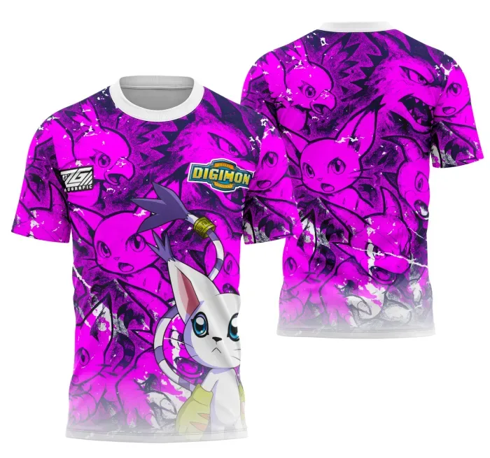 Camiseta unissex preta com logo no peito e estampa grande nas costas mostrando personagens do Digimon Interclasse4 2025, design impactante e moderno.