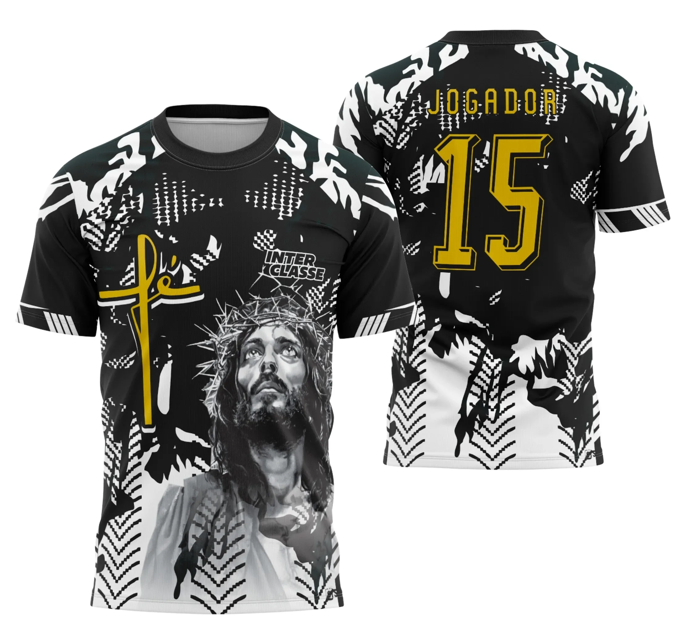 Camiseta unissex preta com logo no peito e estampa grande nas costas com tema Jesus Cristo e futebol, estilo moderno e casual para várias ocasiões.